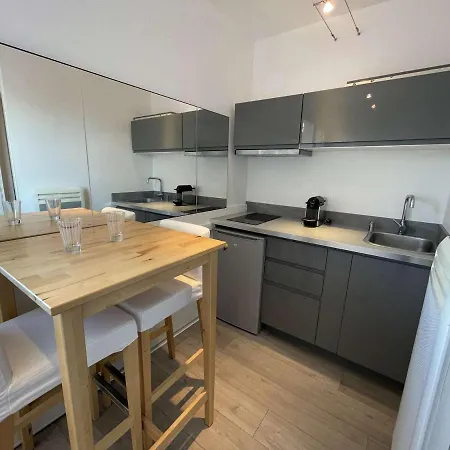 Renove 2 Pers Avec Parking, Wifi, Proche - Fr-1-224c-28 Apartment *